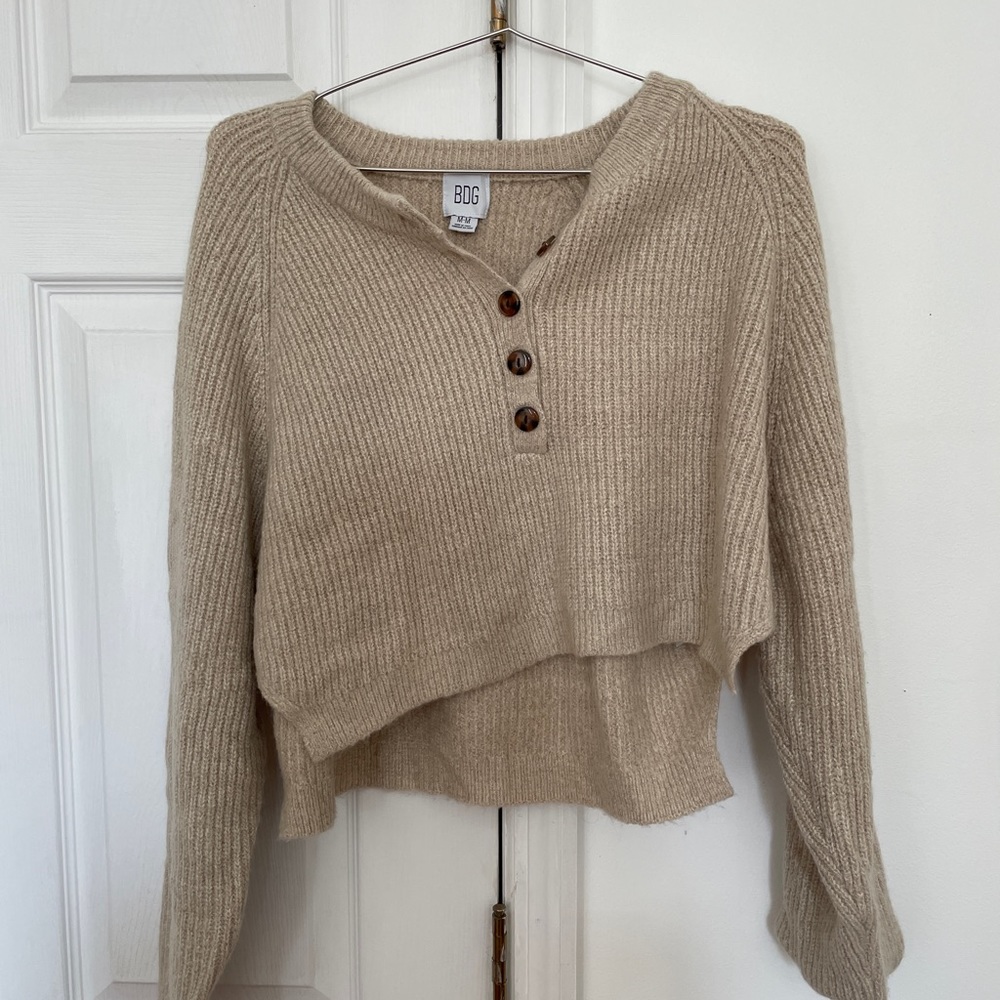 Brand New BDG cropped sweater
